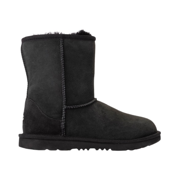 Kids UGG Classic II Boot in Black Suede. 1017703K - Picture 1 of 6